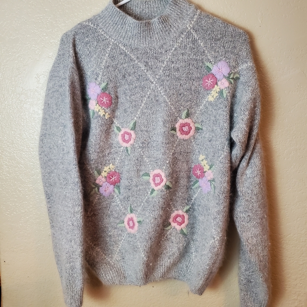 Vintage 80s Floral Silk Angora Cottagecore Romantic Sweater Granny